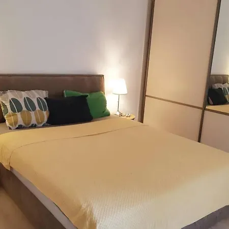 Apartment Tiny House *